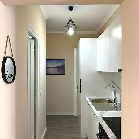 Cozy Flat Near Air Albania Stadium 2 Apartment *