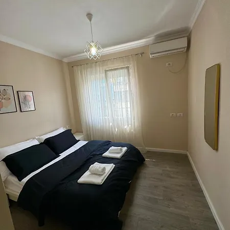 Διαμέρισμα Cozy Flat Near Air Albania Stadium 2