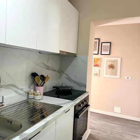 Διαμέρισμα Cozy Flat Near Air Albania Stadium 2