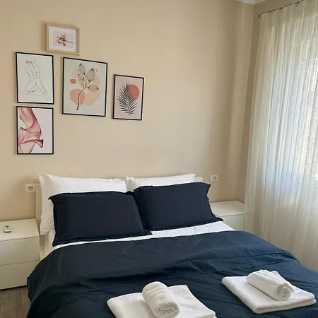 Διαμέρισμα Cozy Flat Near Air Albania Stadium 2 Τίρανα