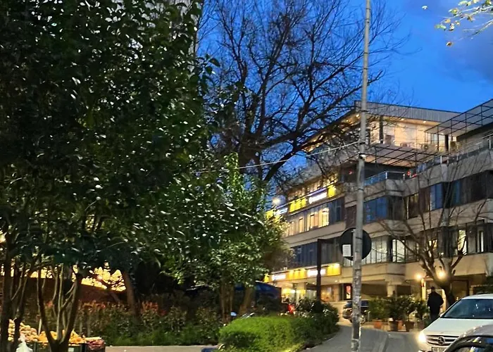 Cozy Flat Near Air Albania Stadium 2 Τίρανα